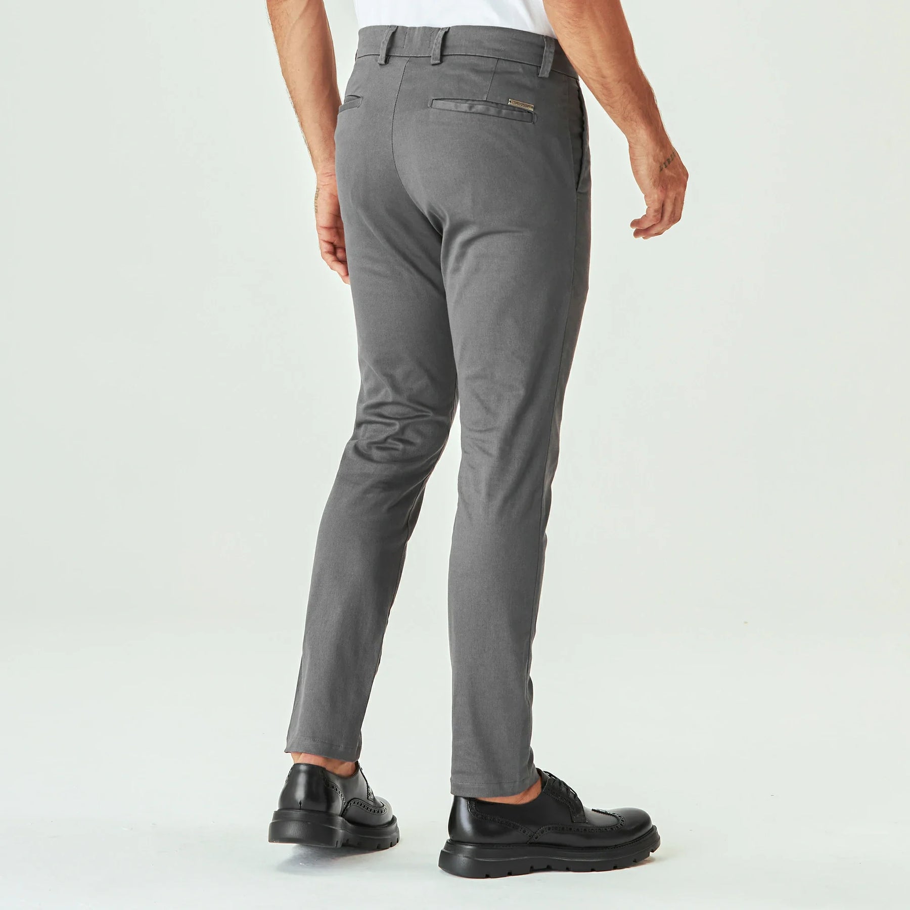 Calça Daily em Alfaiataria Chumbo